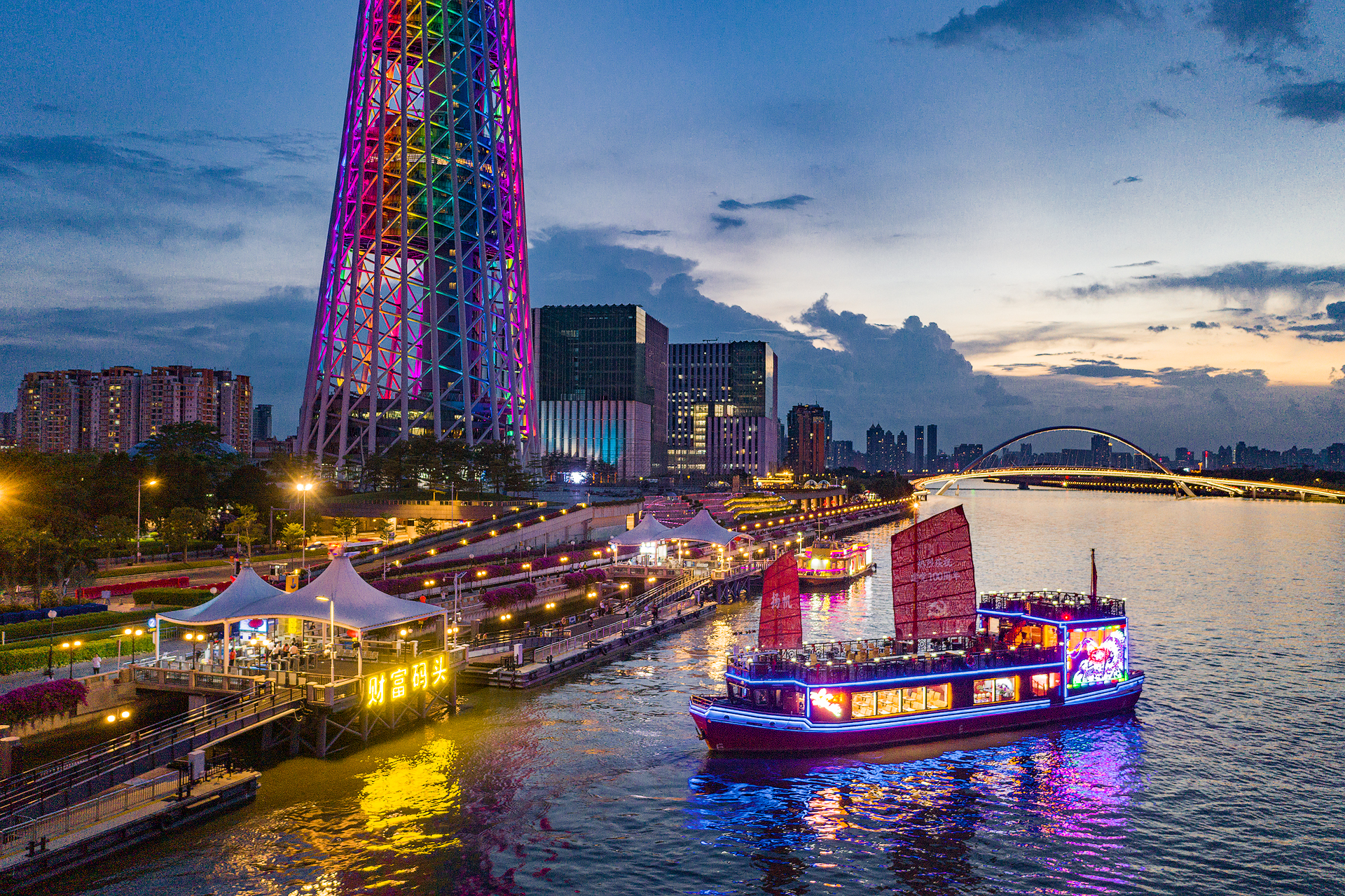 江塔联游.jpg